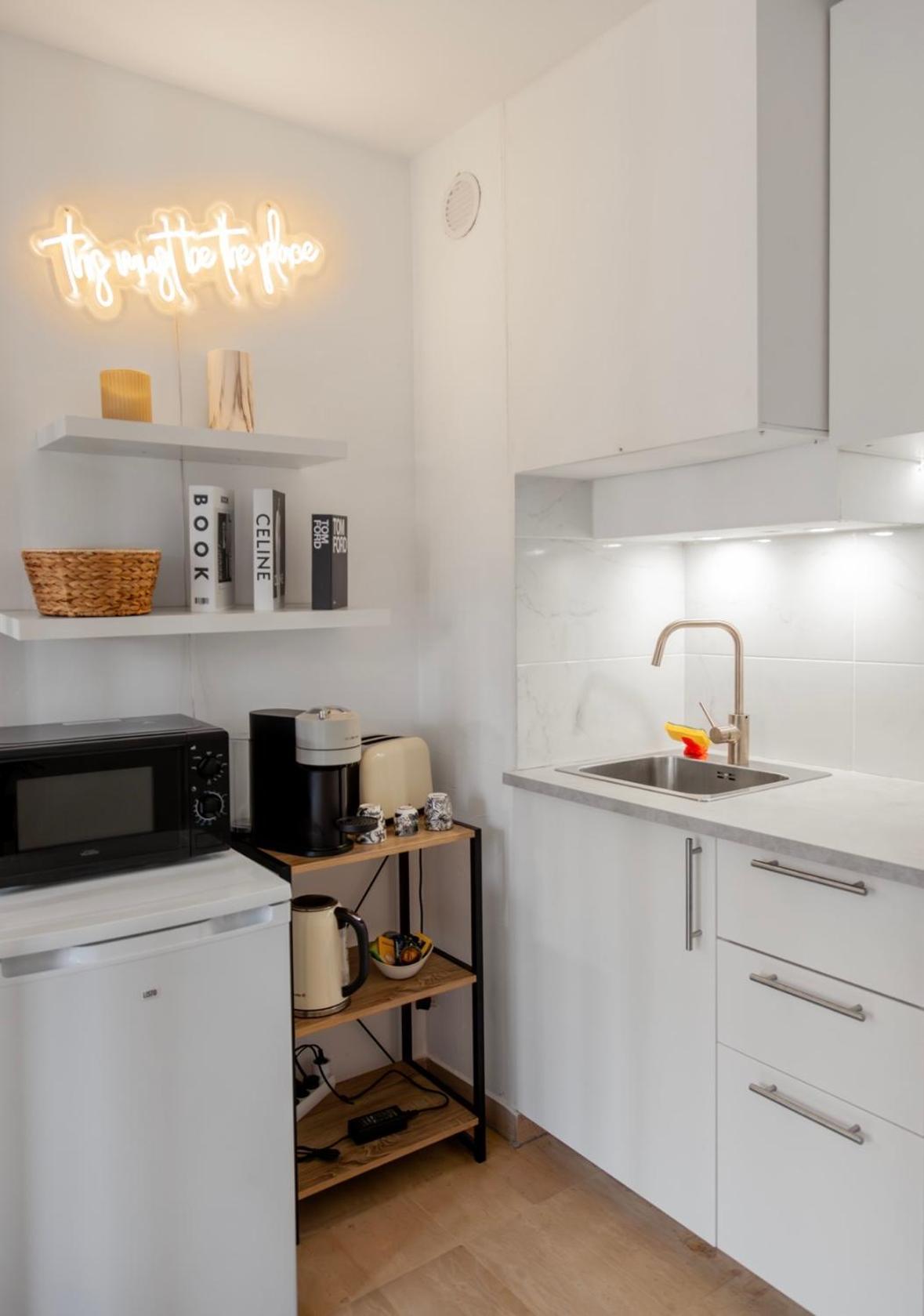 Studio Lumineux A 2 Mn A Pied De La Plage 칸느 외부 사진