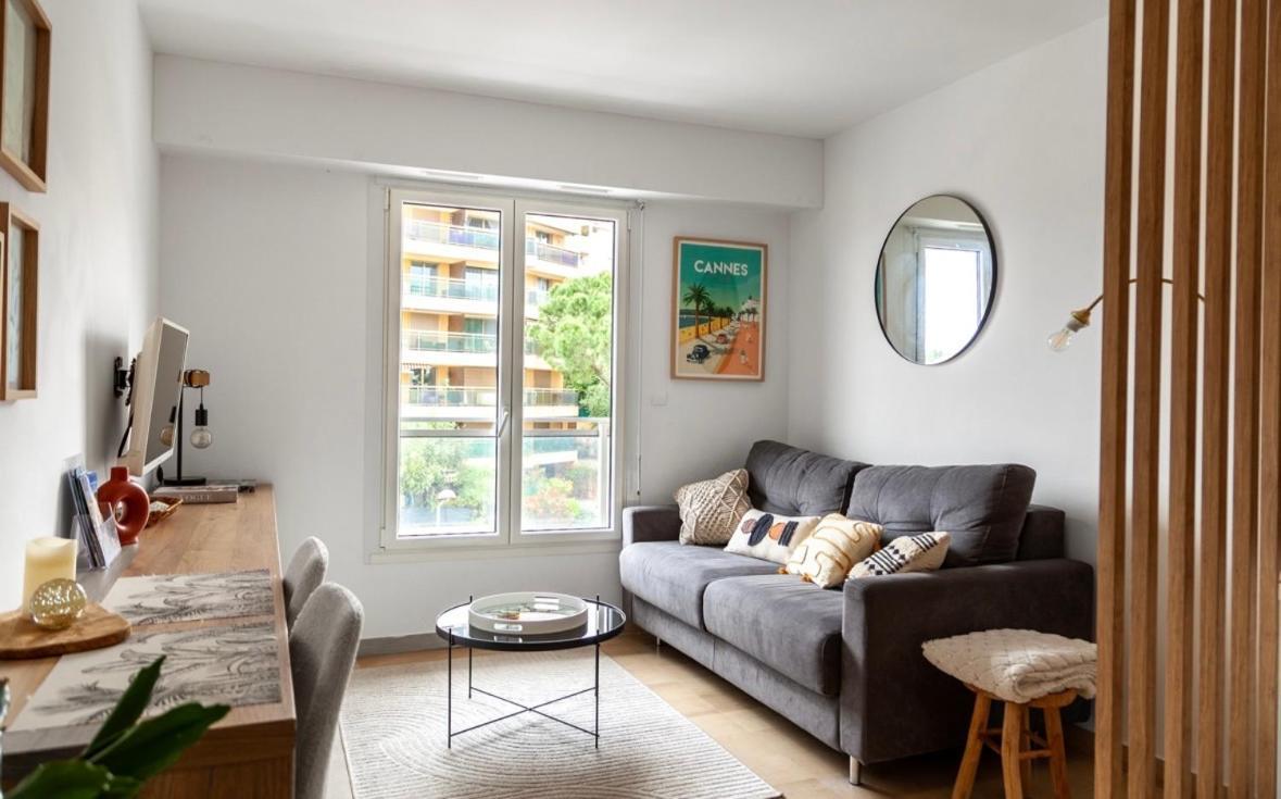 Studio Lumineux A 2 Mn A Pied De La Plage 칸느 외부 사진